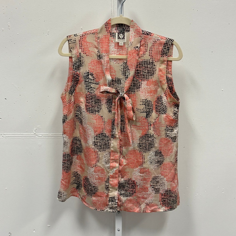 Anne‎ Klein Suit Separates Sleeveless Tie Neck Blouse Coral Black Dot Print Med